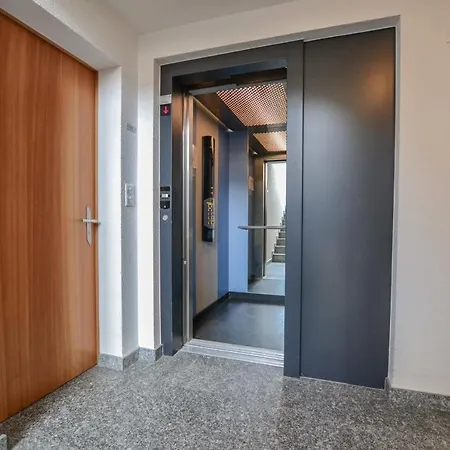 Casa Andrea 217 アパート